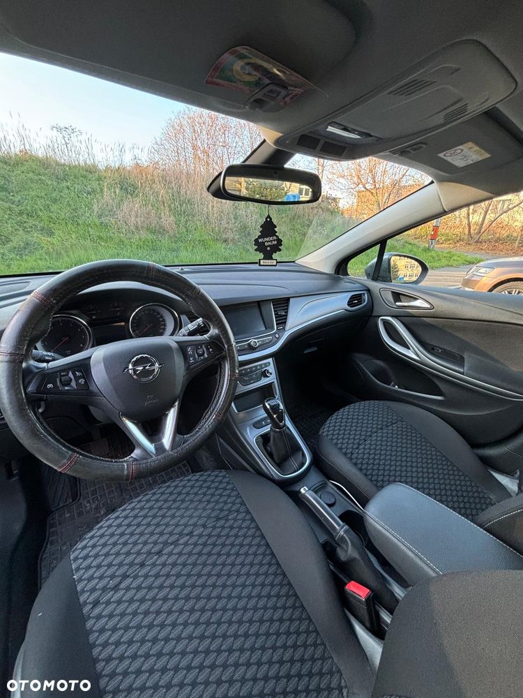 Opel Astra 1.4 T Enjoy - 4