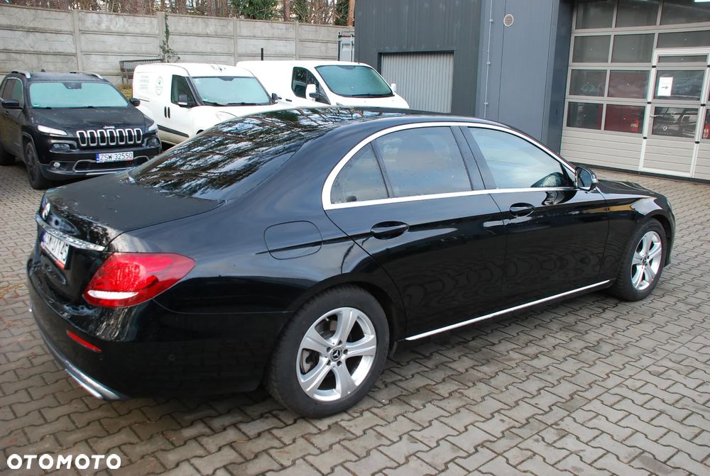 Mercedes-Benz Klasa E 220 d 9G-TRONIC Avantgarde - 10