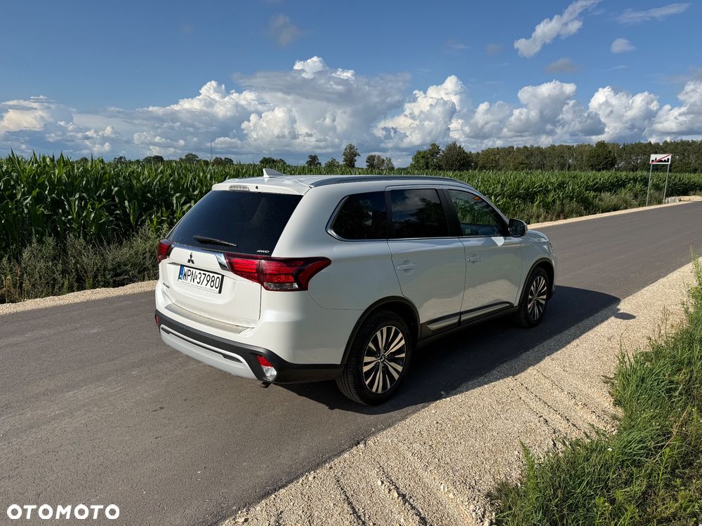 Mitsubishi Outlander 2.0 Intense + SDA 4WD CVT - 3