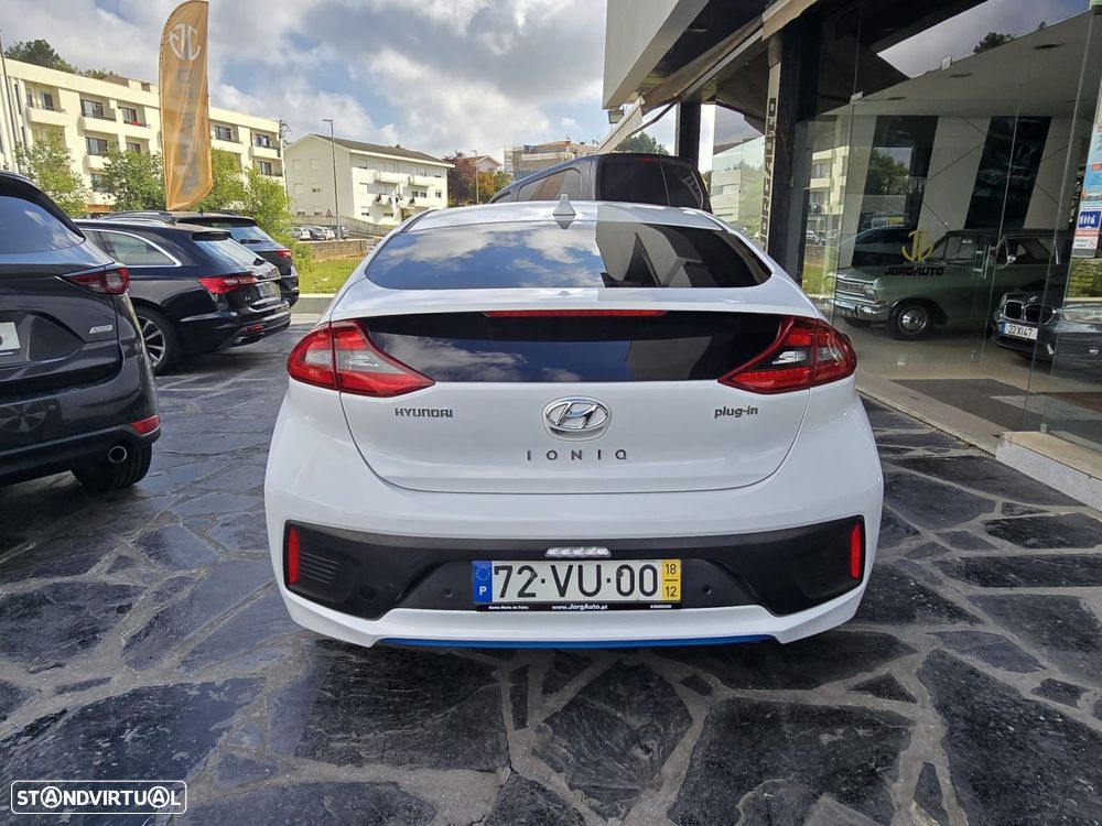 Hyundai Ioniq - 5