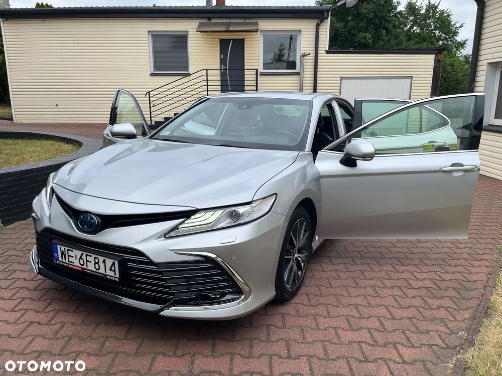 Toyota Camry 2.5 Hybrid Executive CVT - 29