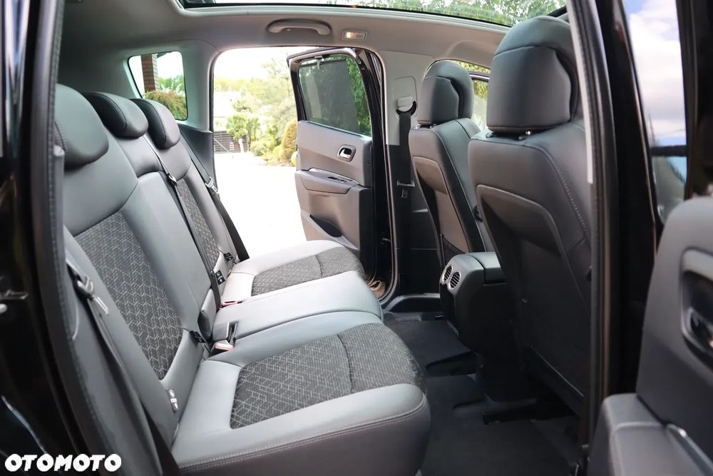 Peugeot 3008 1.2 PureTech Allure - 12