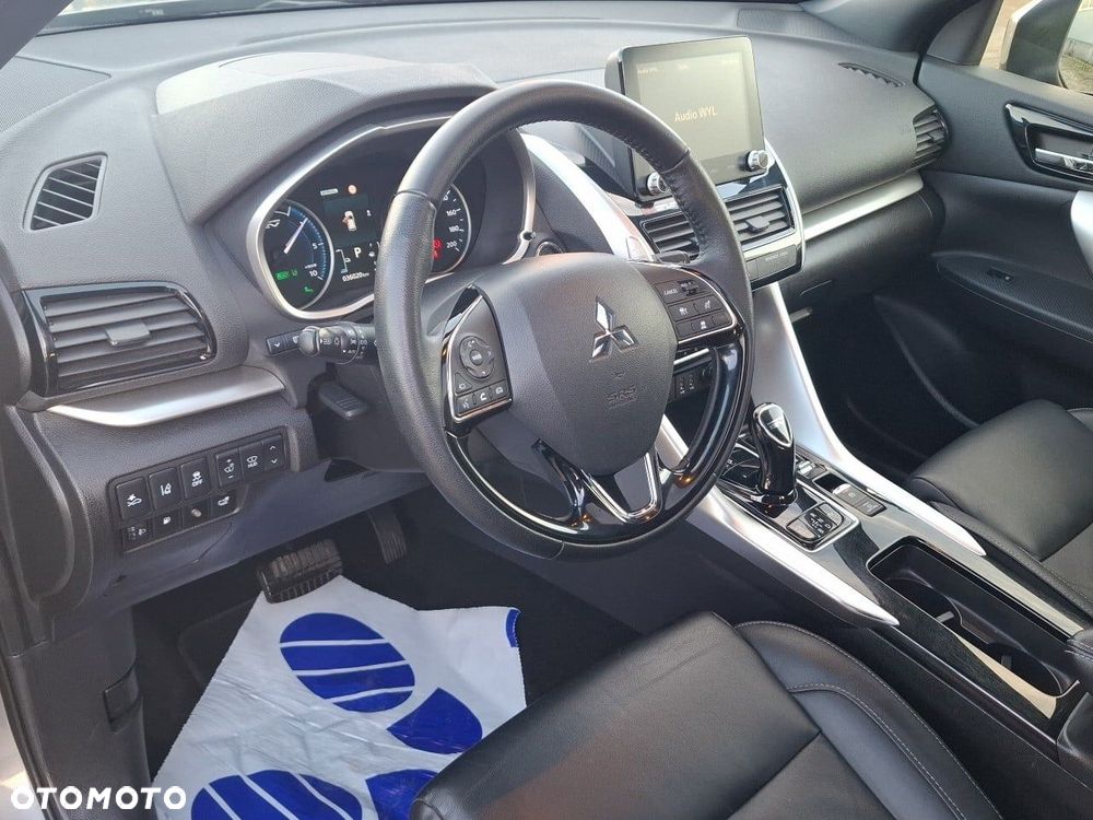 Mitsubishi Eclipse Cross - 20