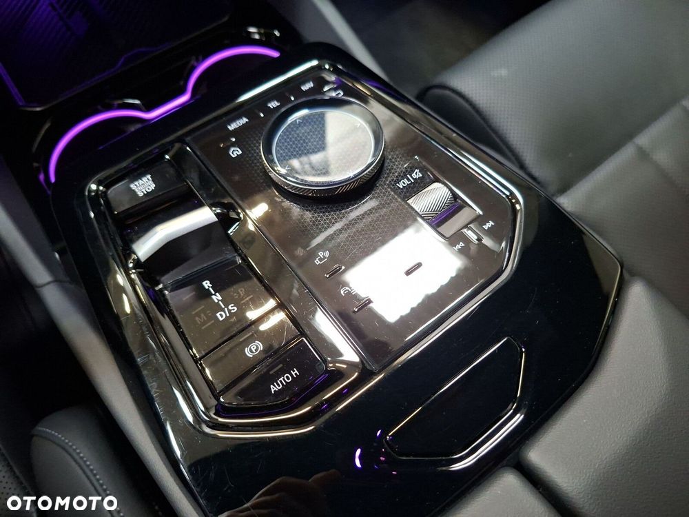 BMW Seria 5 - 17
