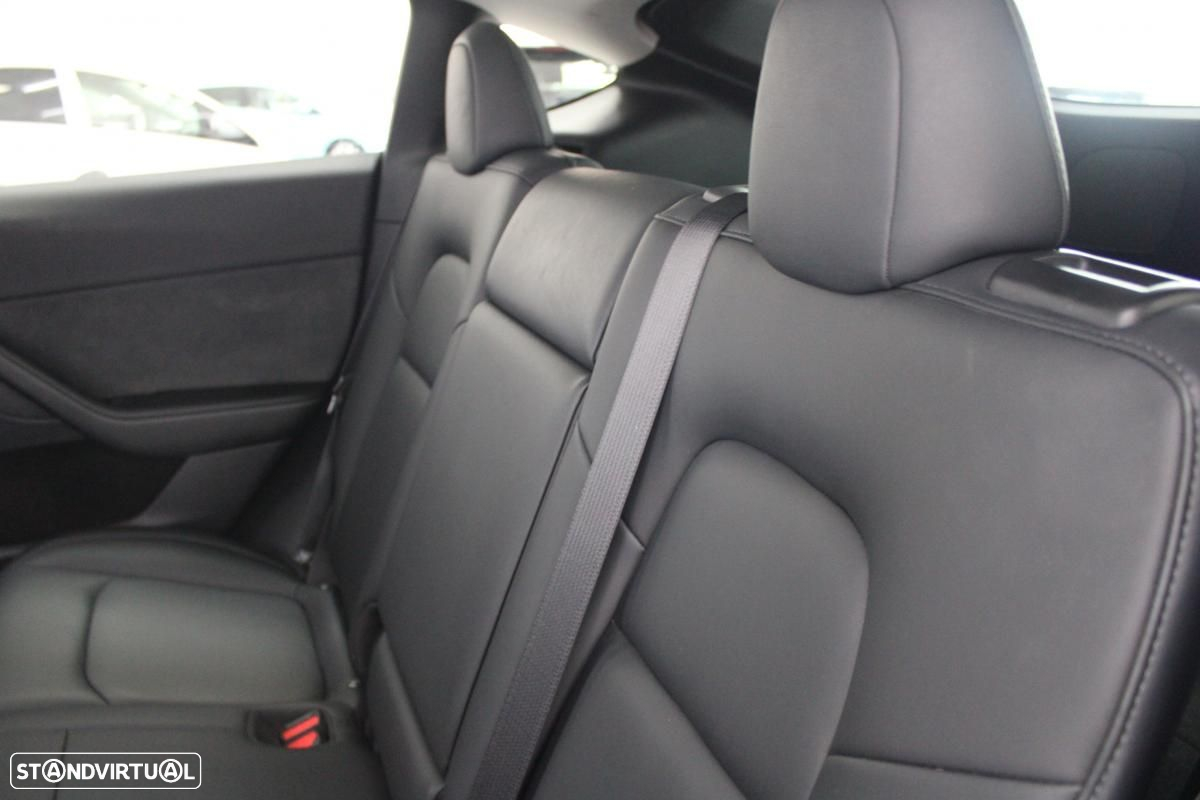 Tesla Model Y Long Range Tração Integral - 22