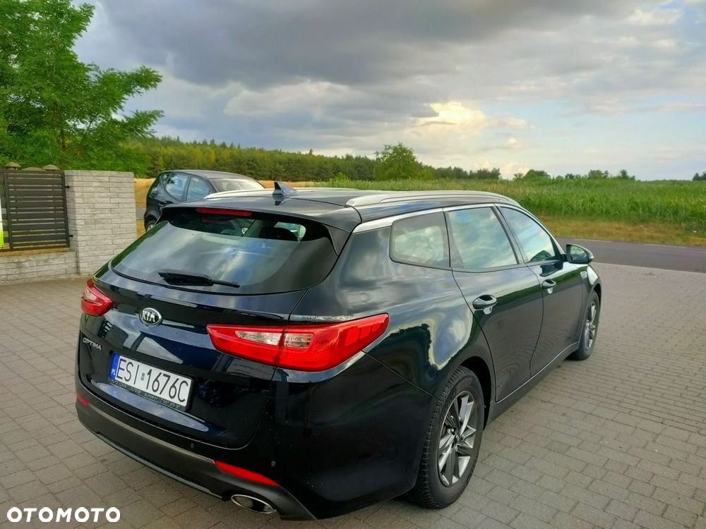 Kia Optima - 7