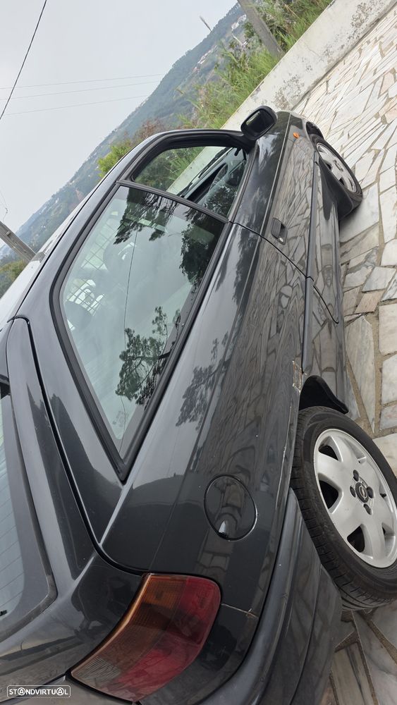 Opel Astra - 4