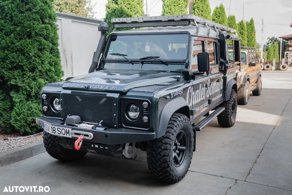 Land Rover Defender - 3