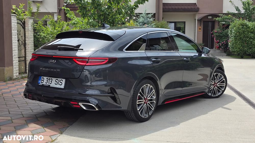 Kia Pro Ceed 1.6 T-GDI GT - 1