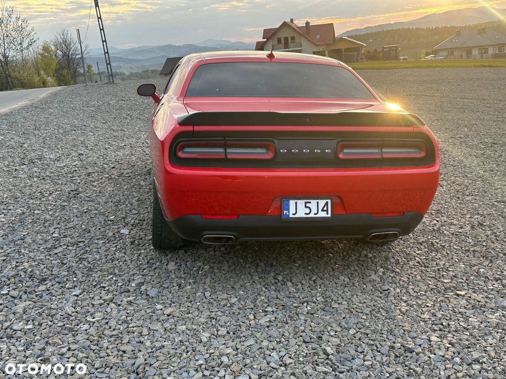 Dodge Challenger 3.6 SXT Plus - 8