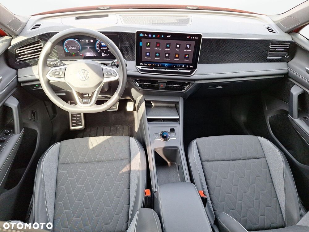 Volkswagen Tiguan - 10