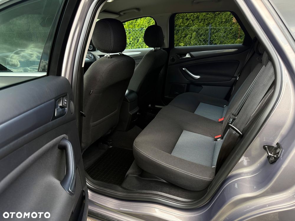 Ford Mondeo 2.0 TDCi Viva Trend - 11