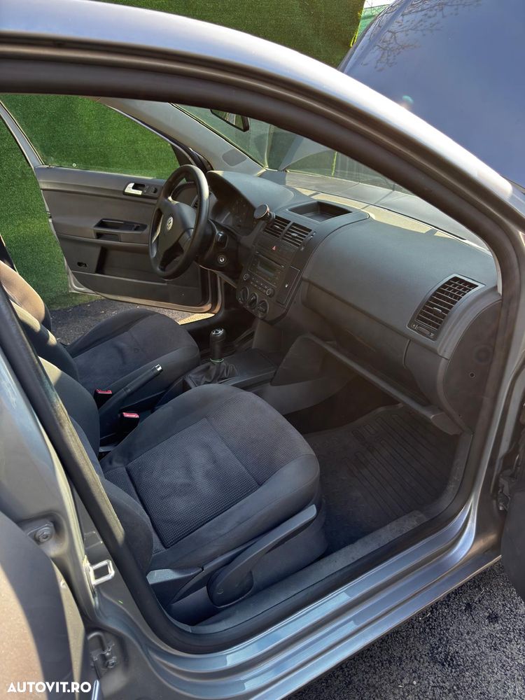 Volkswagen Polo 1.4 TDI Trendline - 4