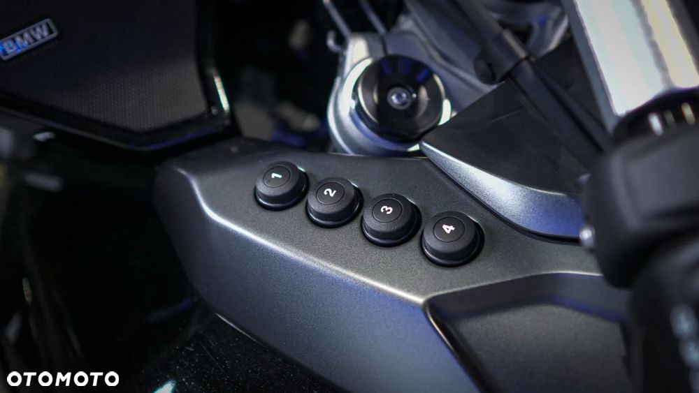 BMW RT - 16