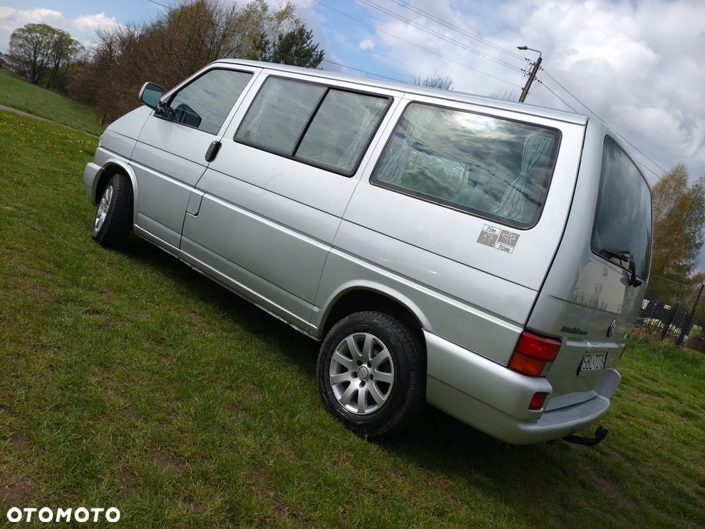Volkswagen Multivan Standard - 22