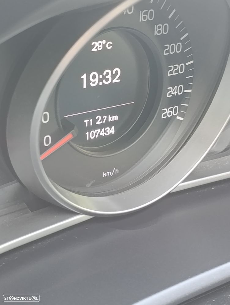 Volvo V40 2.0 D2 Kinetic - 21