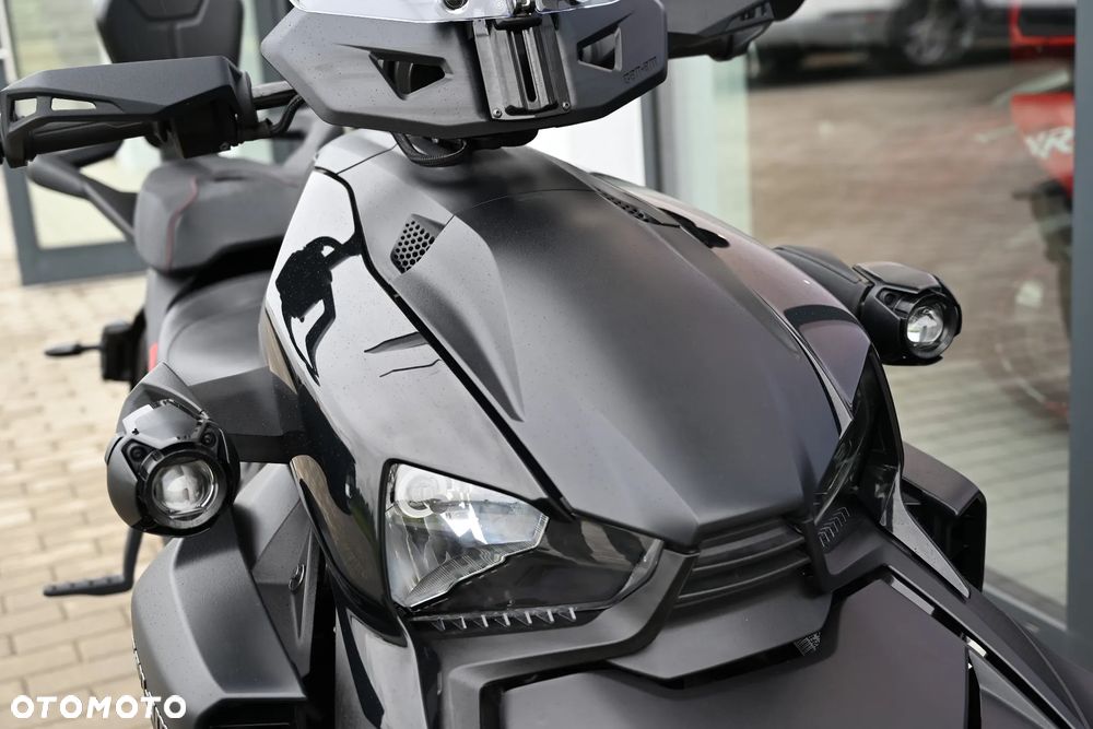 Can-Am Ryker - 10