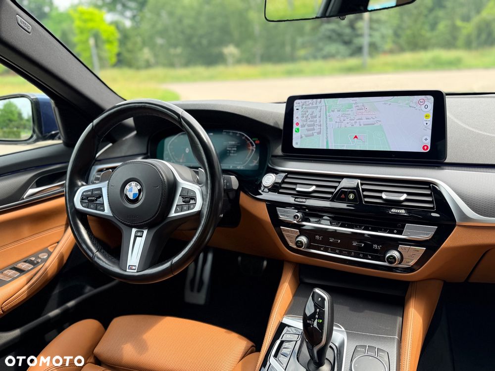 BMW Seria 5 530i xDrive M Sport sport - 24