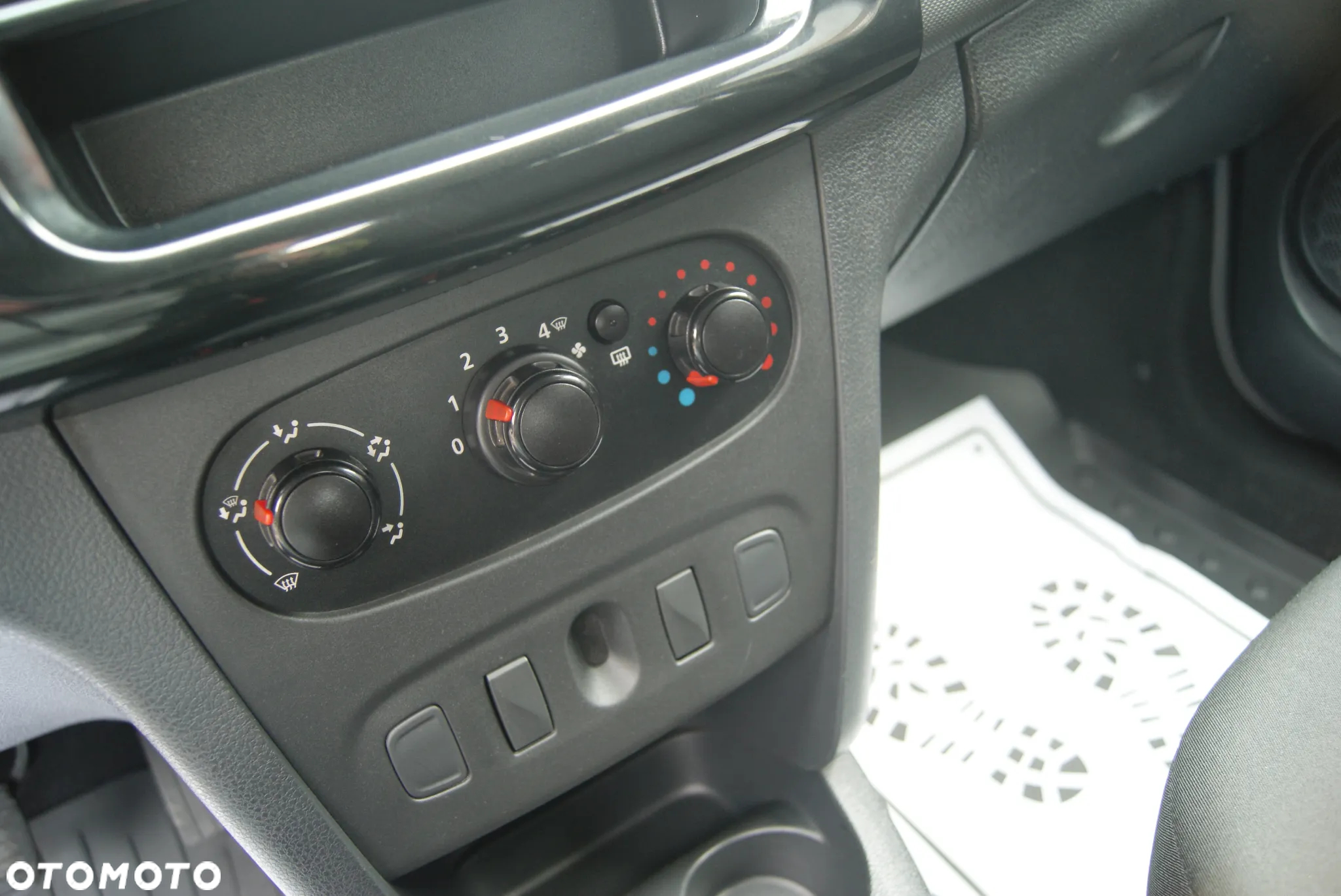 Dacia Sandero 1.0 SCe Access - 25