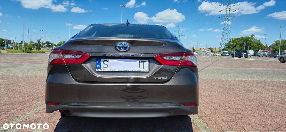 Toyota Camry 2.5 Hybrid Comfort CVT - 1