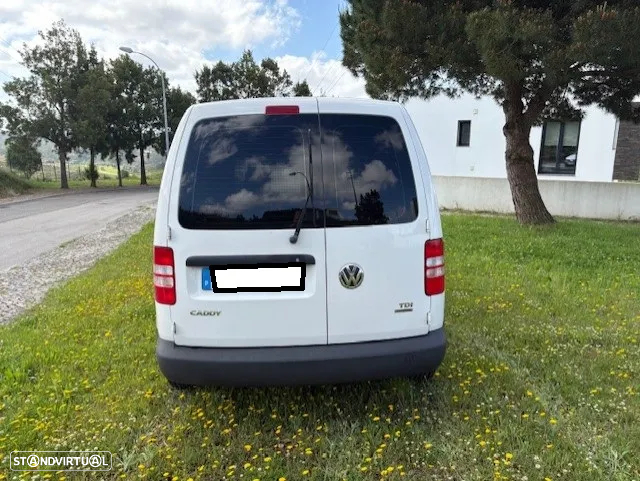 VW CADDY 1.6 TDi AC - 11