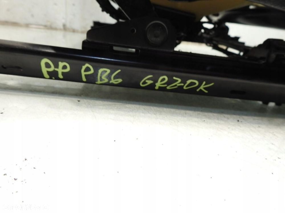 FOTEL PRAWY PRZÓD PODGRZEWANY VW PASSAT B6 LIFT - 2