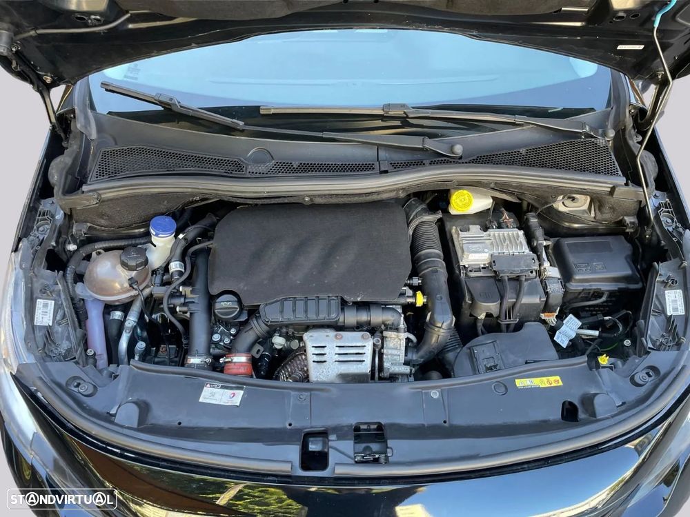 Peugeot 2008 - 47