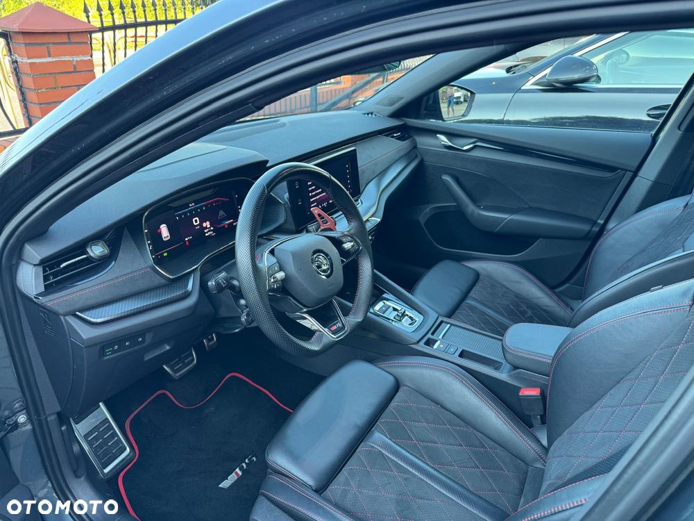 Skoda Octavia 2.0 TSI DSG RS 245 - 9