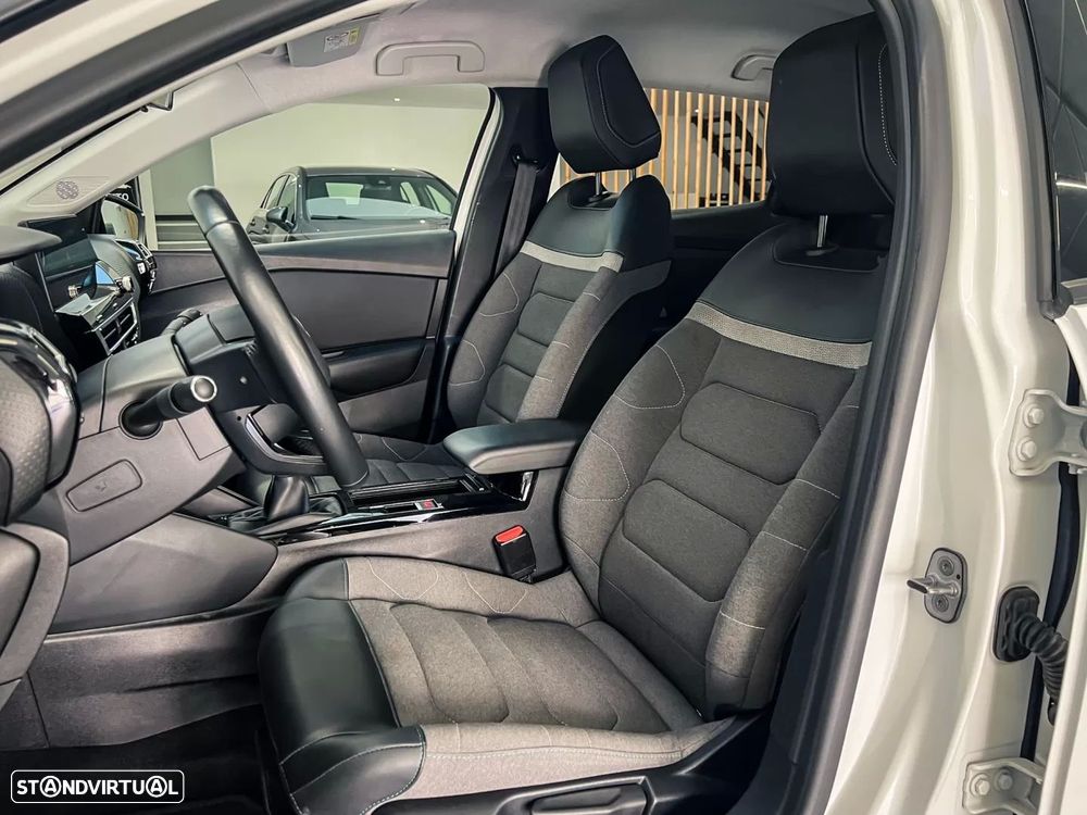 Citroën C4 PureTech 130 Stop&Start SHINE - 9