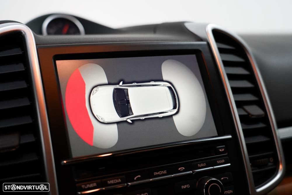 Porsche Cayenne Tiptronic - 10