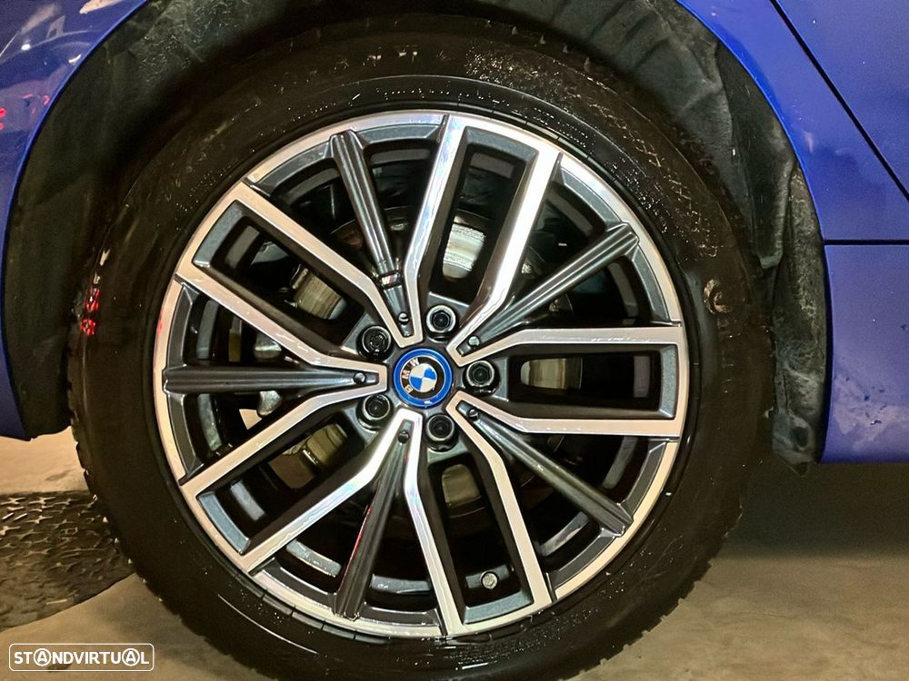 BMW 225xe Active Tourer e xDrive Pack Desportivo M - 10