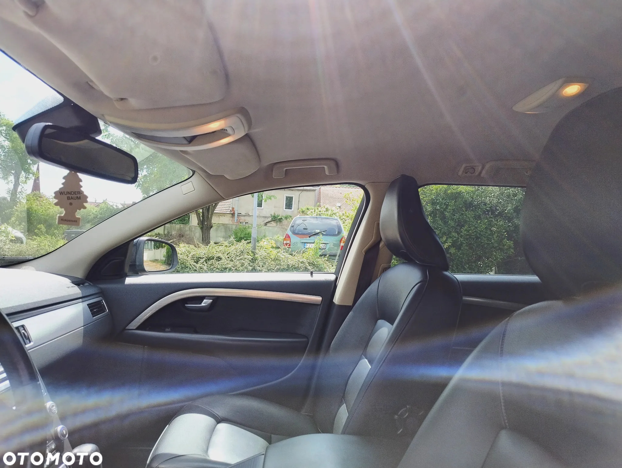 Volvo V70 2.5T Summum - 10