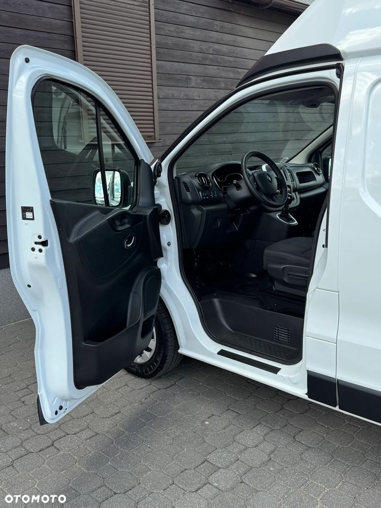 Renault TRAFIC - 12