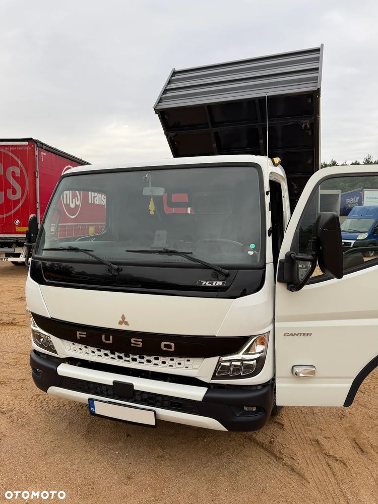 Mitsubishi FUSO CANTER 7C18 / WYWROTKA 3-STRONNA / DUŻA ŁADOWNOŚĆ 4075 KG / TYLKO 12 TYS. KM PRZEBIEGU / POLSKI SALON / 10.2023 ROK !! - 21
