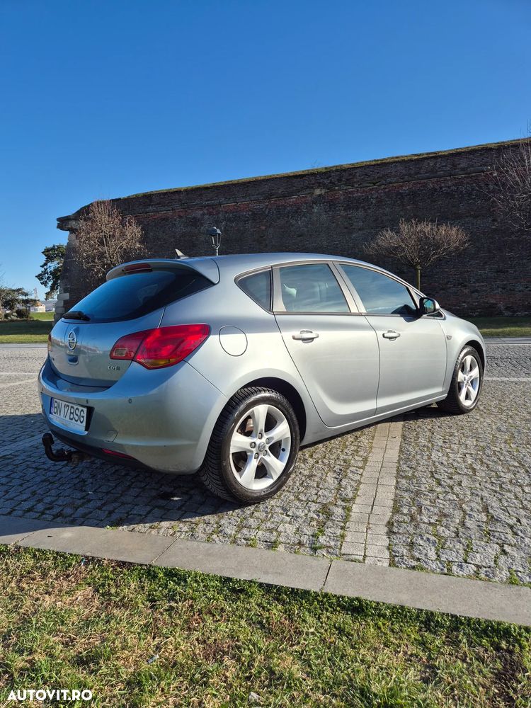 Opel Astra 1.7 CDTI Enjoy - 5