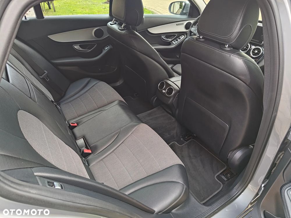 Mercedes-Benz Klasa C 200 (BlueTEC) d 7G-TRONIC Avantgarde - 13