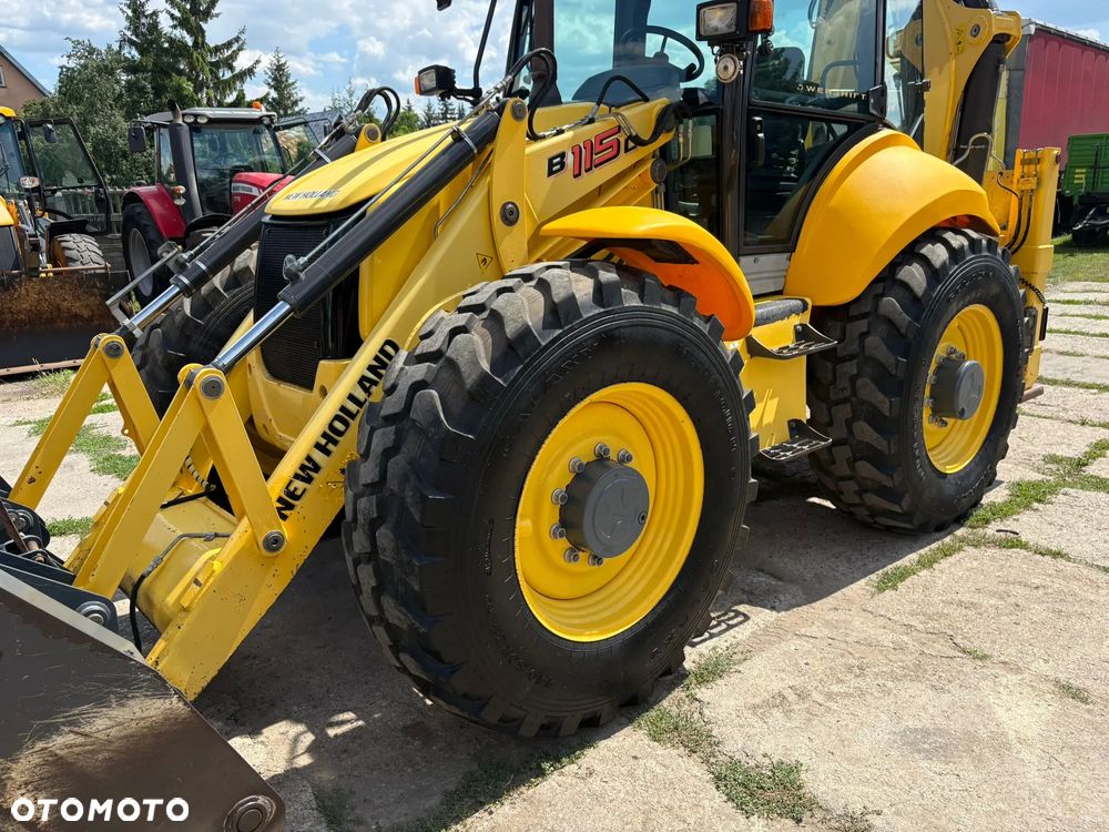 New Holland B115C - 15