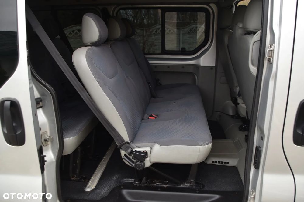 Renault Trafic Passenger FAP L2H1 Expression - 22