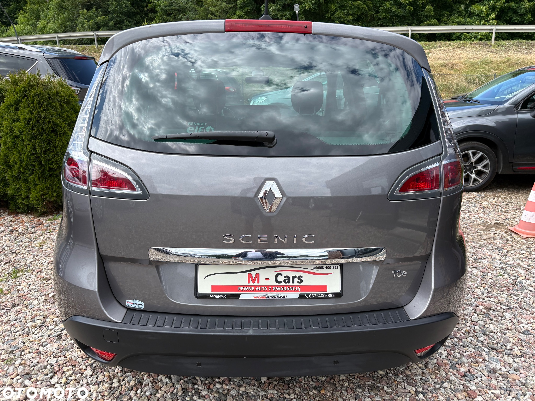 Renault Scenic TCe 130 Bose Edition - 8