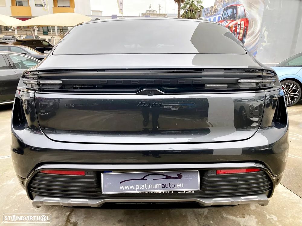 Porsche Macan Electric Turbo - 49