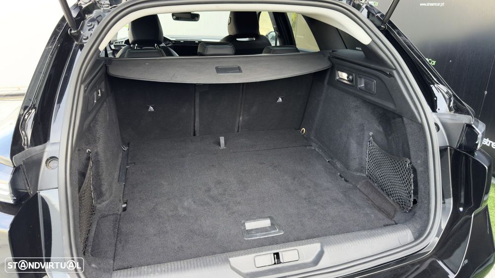 Peugeot 308 SW 1.2 PureTech Allure Pack EAT8 - 30