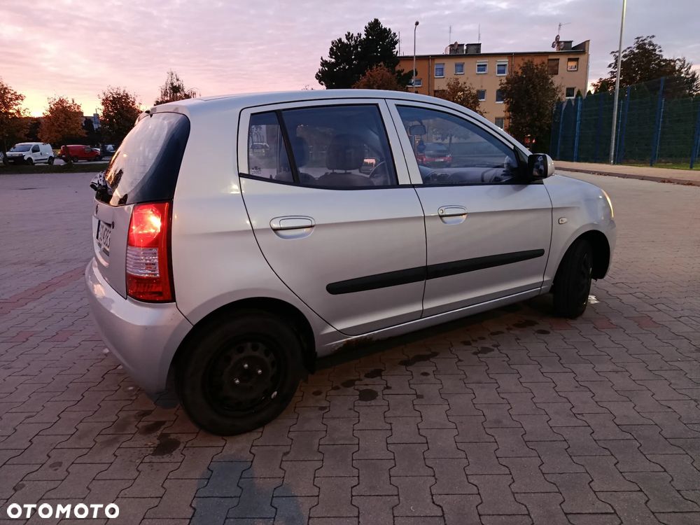Kia Picanto 1.1 - 4