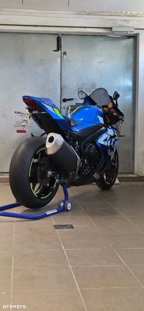 Suzuki GSX-R - 36