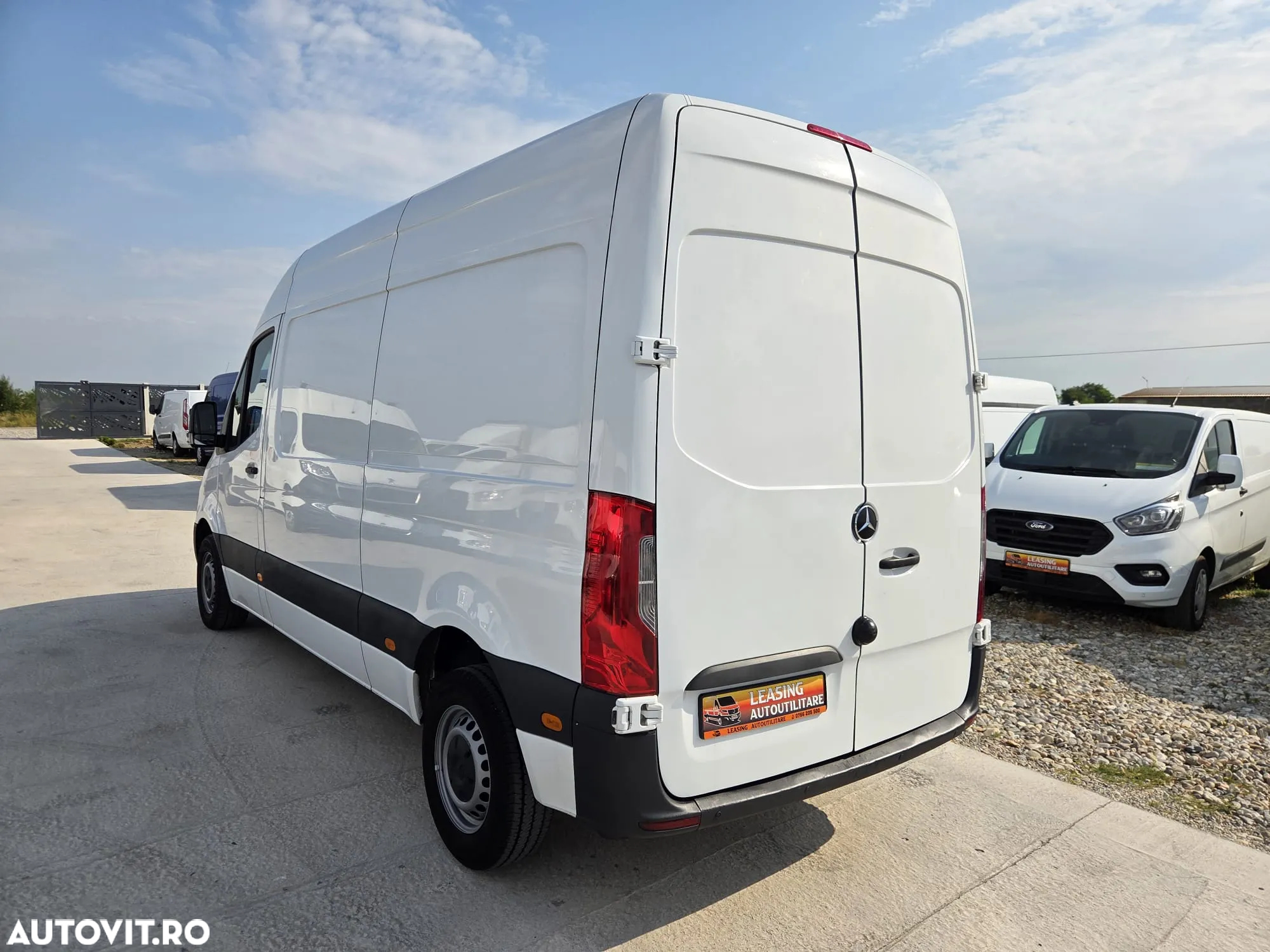 Mercedes-Benz New Sprinter L3H2 - 13
