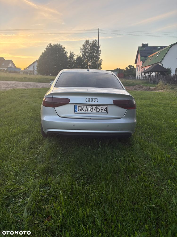 Audi A4 Limousine 2.0 TDI - 4