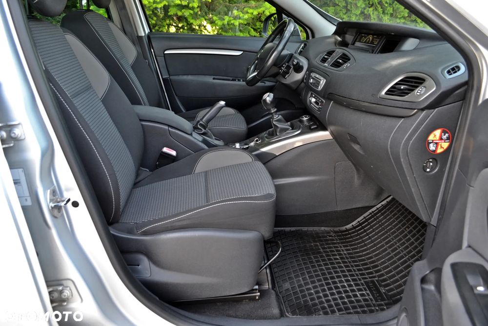 Renault Scenic - 24
