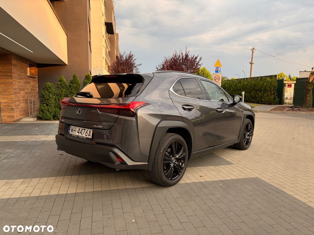 Lexus UX - 26