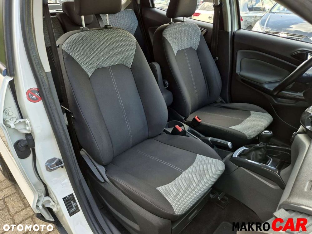 Ford EcoSport - 13