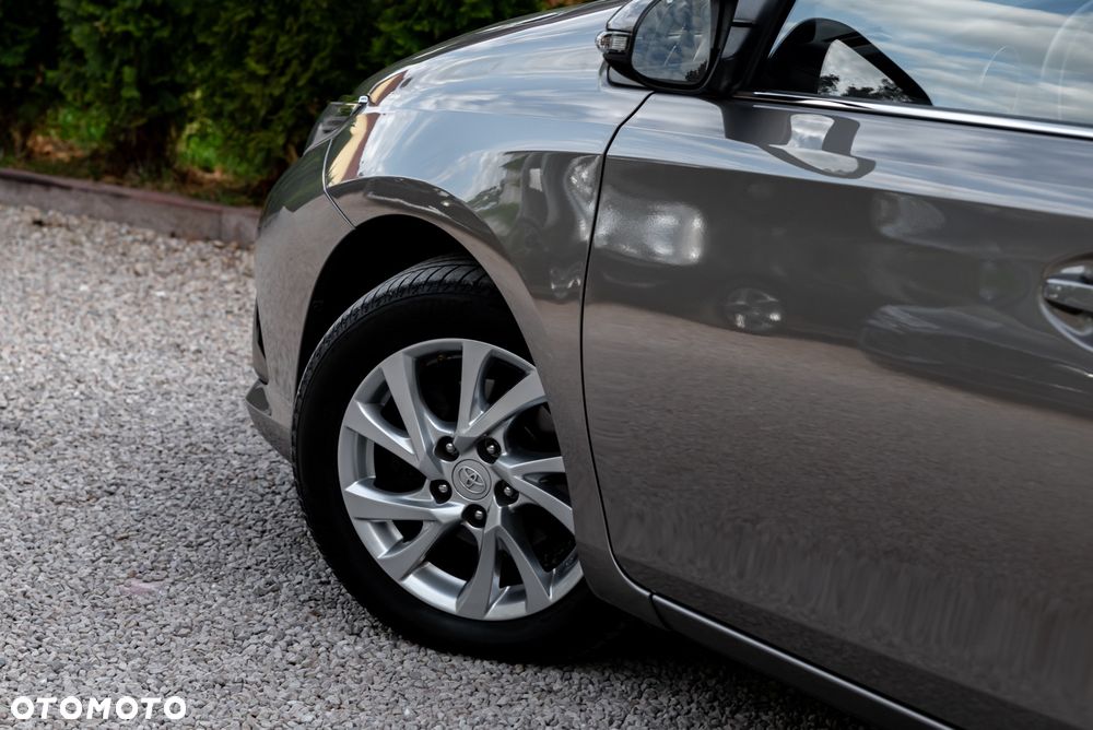 Toyota Auris 1.6 D-4D Comfort - 10