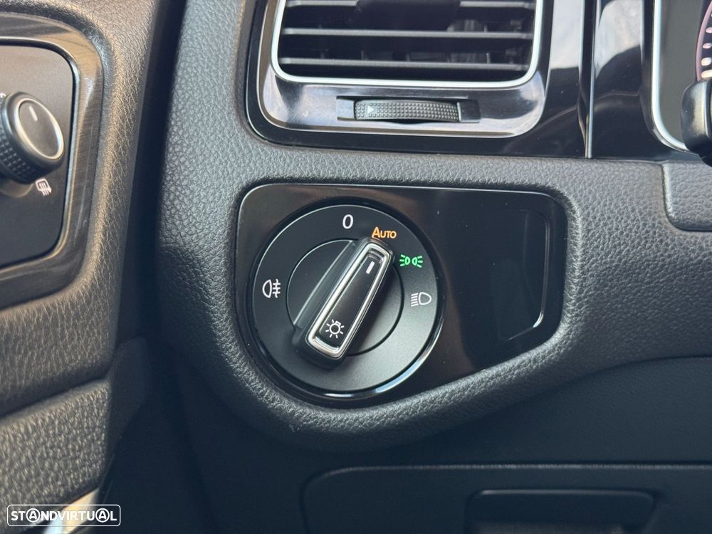 VW Golf 2.0 TSI GTI DSG Performance - 19